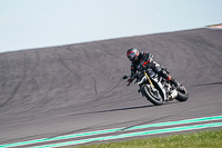donington-no-limits-trackday;donington-park-photographs;donington-trackday-photographs;no-limits-trackdays;peter-wileman-photography;trackday-digital-images;trackday-photos